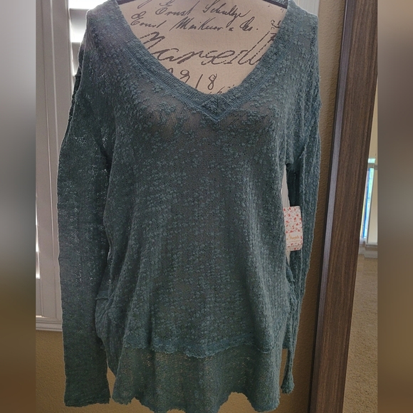 Free People Ocean Air Hacci Pullover Misty Forest Size XS Lightweight - Picture 3 of 5